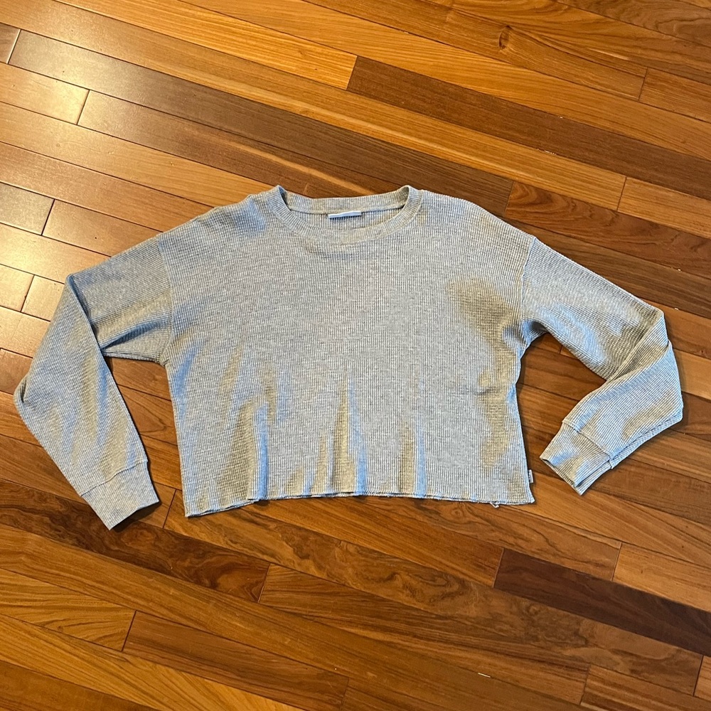 Aritzia crop waffle, long sleeve small